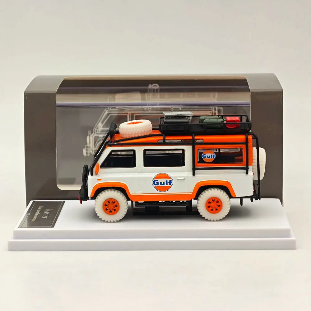 Diecast 1:64 Defender Van 110 Model 4 Diecast 1:64 Defender Van 110 Model - Image 4