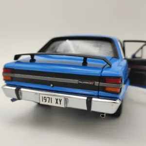1/18 Scale Ford Falcon Diecast Model Car 10 Sf0c08bd7511f4476987e31a55c6e6a53P