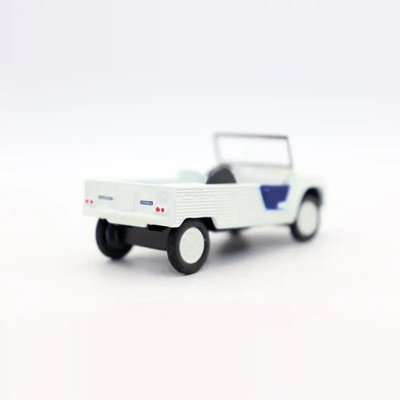 Citroen Mehari 1:64 Diecast Model Car 3 Citroen Mehari 1:64 Diecast Model Car - Image 3