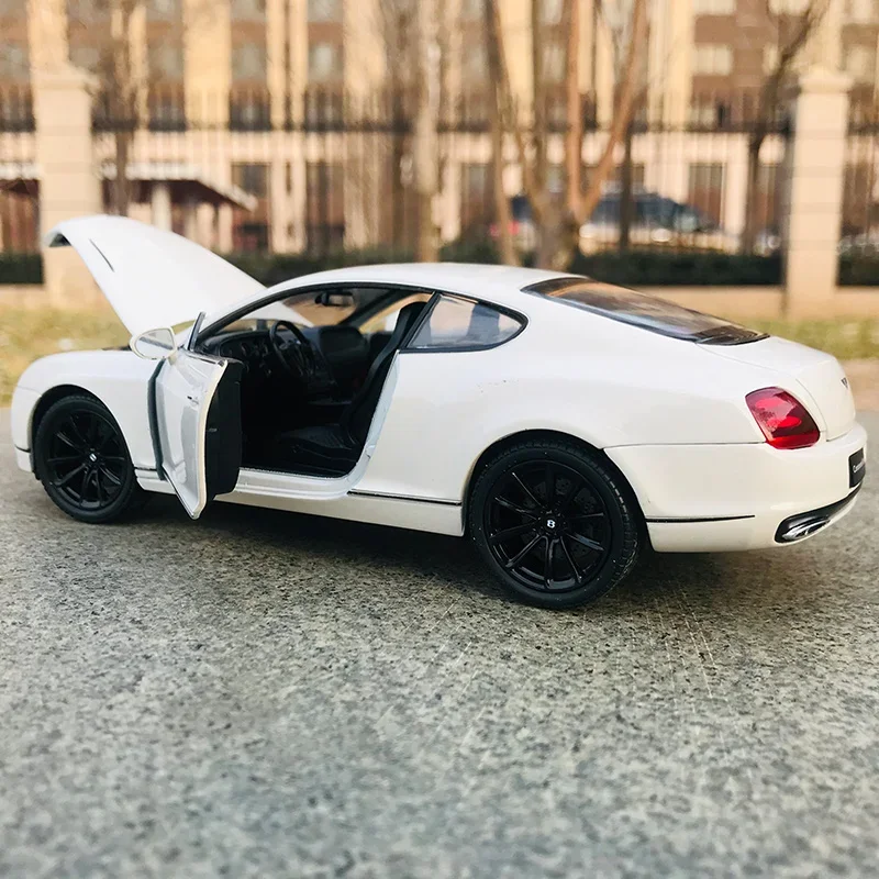 WELLY 1:24 Bentley Continental Supersports Model 3 WELLY 1:24 Bentley Continental Supersports Model - Image 3