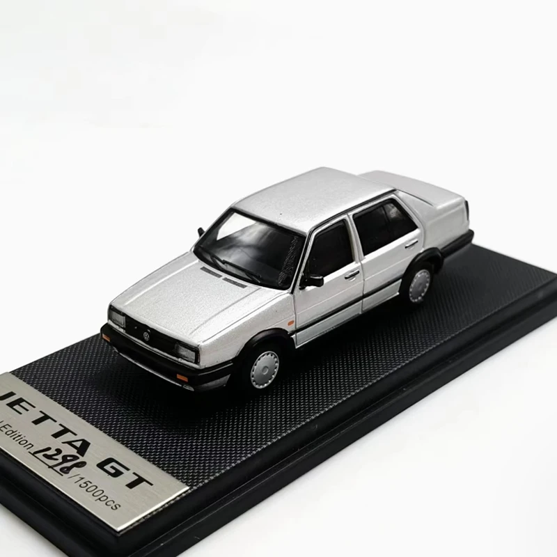 Diecast 1:64 Scale JEETA GT Model Vehicle 4 Diecast 1:64 Scale JEETA GT Model Vehicle - Image 4