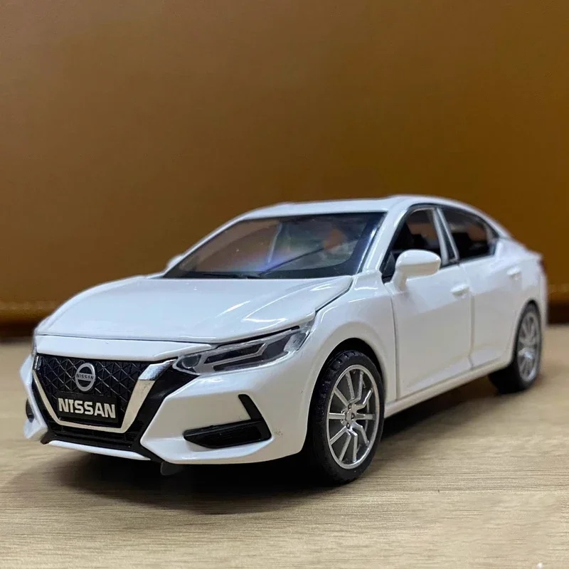 1:32 Nissan Sylphy Diecast Alloy Car Model 9 1:32 Nissan Sylphy Diecast Alloy Car Model - Image 9