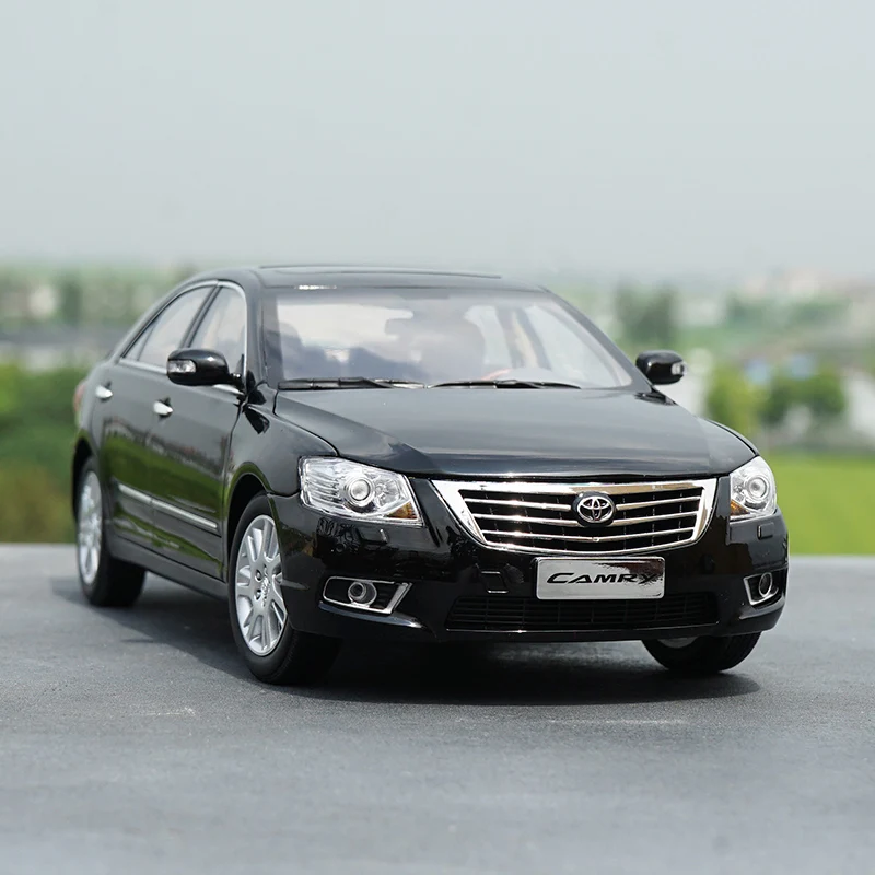 1:18 Scale GAC Toyota Camry 2008 Die-cast Model 4 1:18 Scale GAC Toyota Camry 2008 Die-cast Model - Image 4
