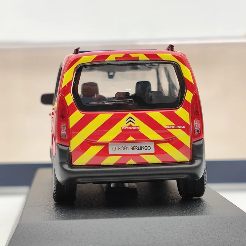 Norev 1/43 Citroen Berlingo Fire Engine Model 5 Norev 1/43 Citroen Berlingo Fire Engine Model - Image 5