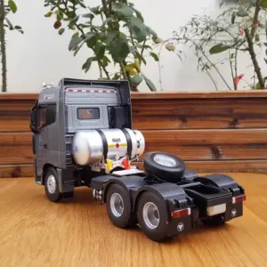 Sf83a2f3094854657a3baa001e643a2637