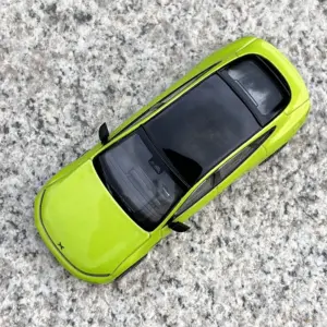1/64 Xpeng P7 Lime Green Diecast Model Car 13 Sf83a97d523694f3881f18638a9d4e3a7A
