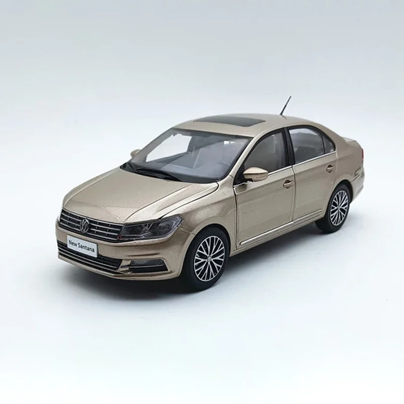Diecast 1:18 Gold New Santana Model Car 2 Diecast 1:18 Gold New Santana Model Car - Image 2