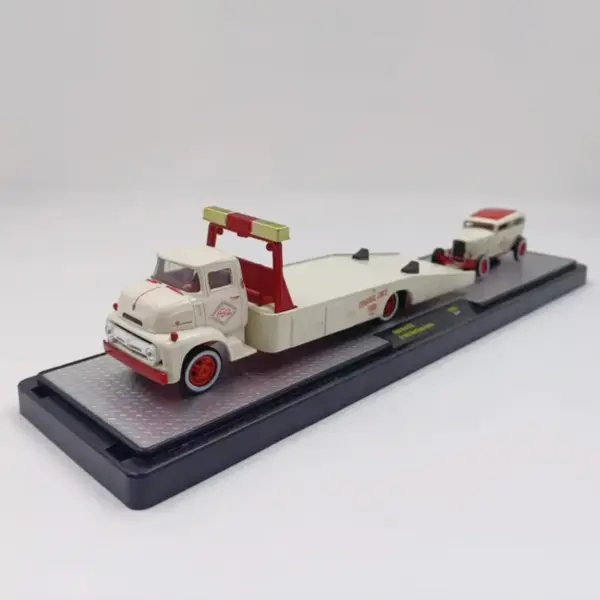 M2 Machines 1:64 Scale Truck Trailer Model - Image 6