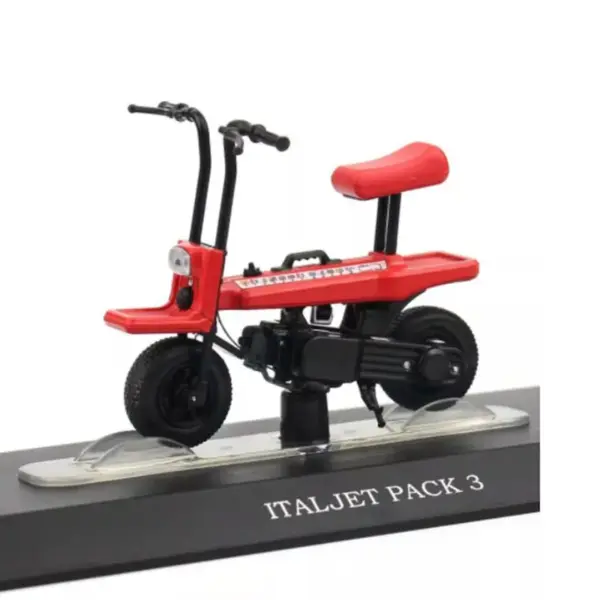 Piaggio Ciao 1:18 Scale Diecast Motorcycle Model - Image 4