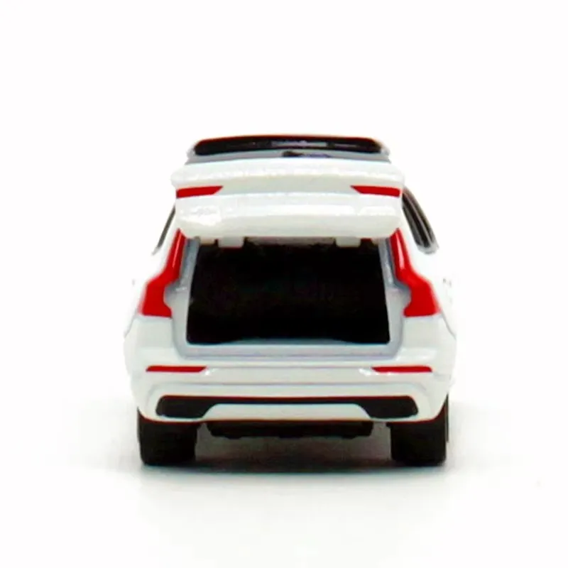TAKARA TOMY Volvo XC60 Diecast Model Car 5 TAKARA TOMY Volvo XC60 Diecast Model Car - Image 5