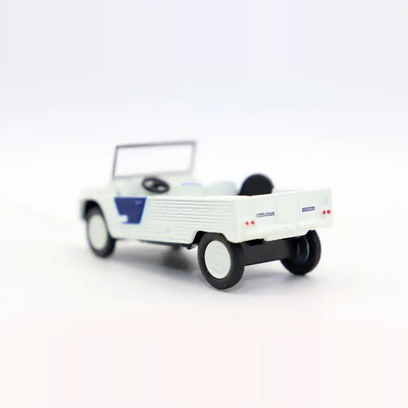 Citroen Mehari 1:64 Diecast Model Car 4 Citroen Mehari 1:64 Diecast Model Car - Image 4