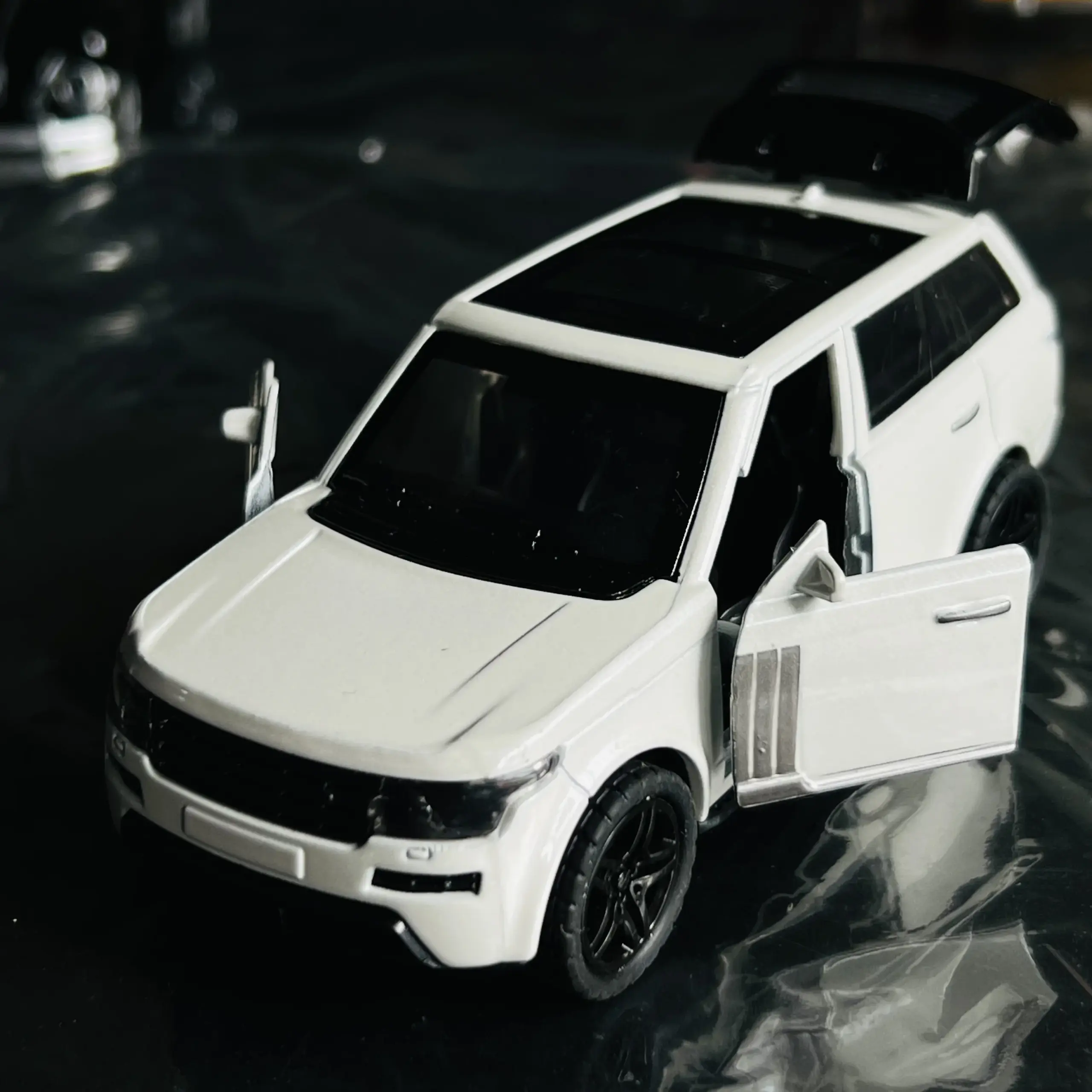 Alloy Off Road Vehicle Model 1:36 Scale 4 Alloy Off Road Vehicle Model 1:36 Scale - Image 4