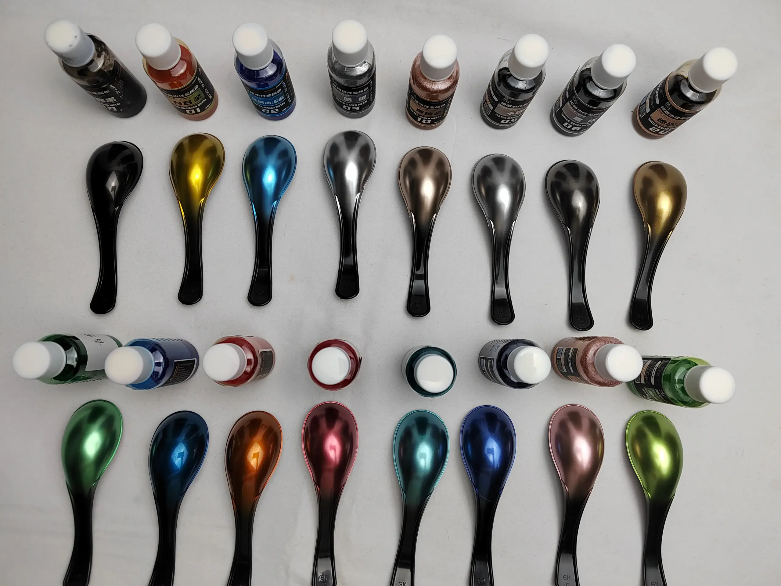 Great Gold Metallic Spray Paint 30 mL 4 Great Gold Metallic Spray Paint 30 mL - Image 4