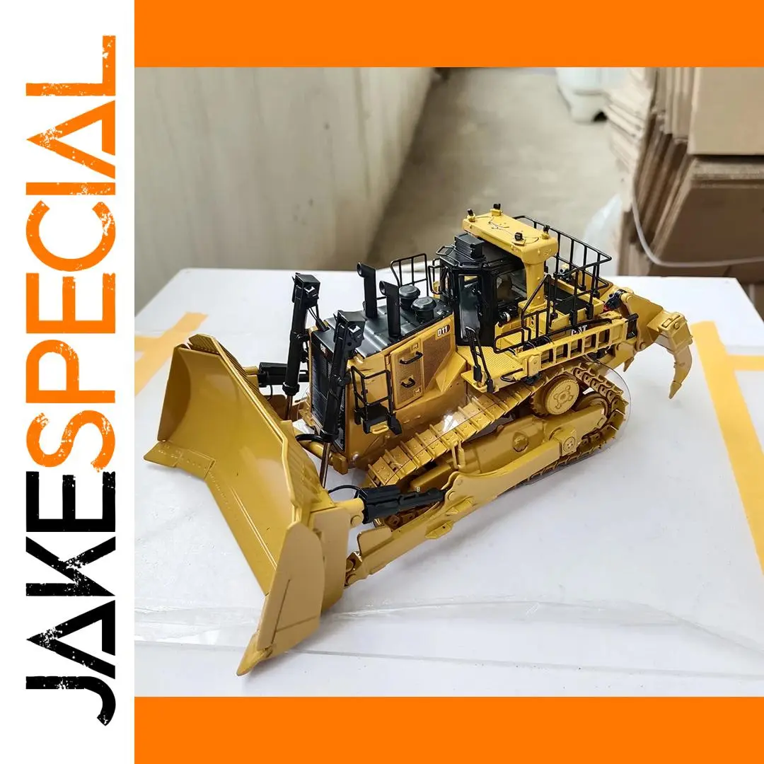 Cat D11t Bulldozer Die-Cast Model 1:50 Scale 1 Cat D11t Bulldozer Die-Cast Model 1:50 Scale