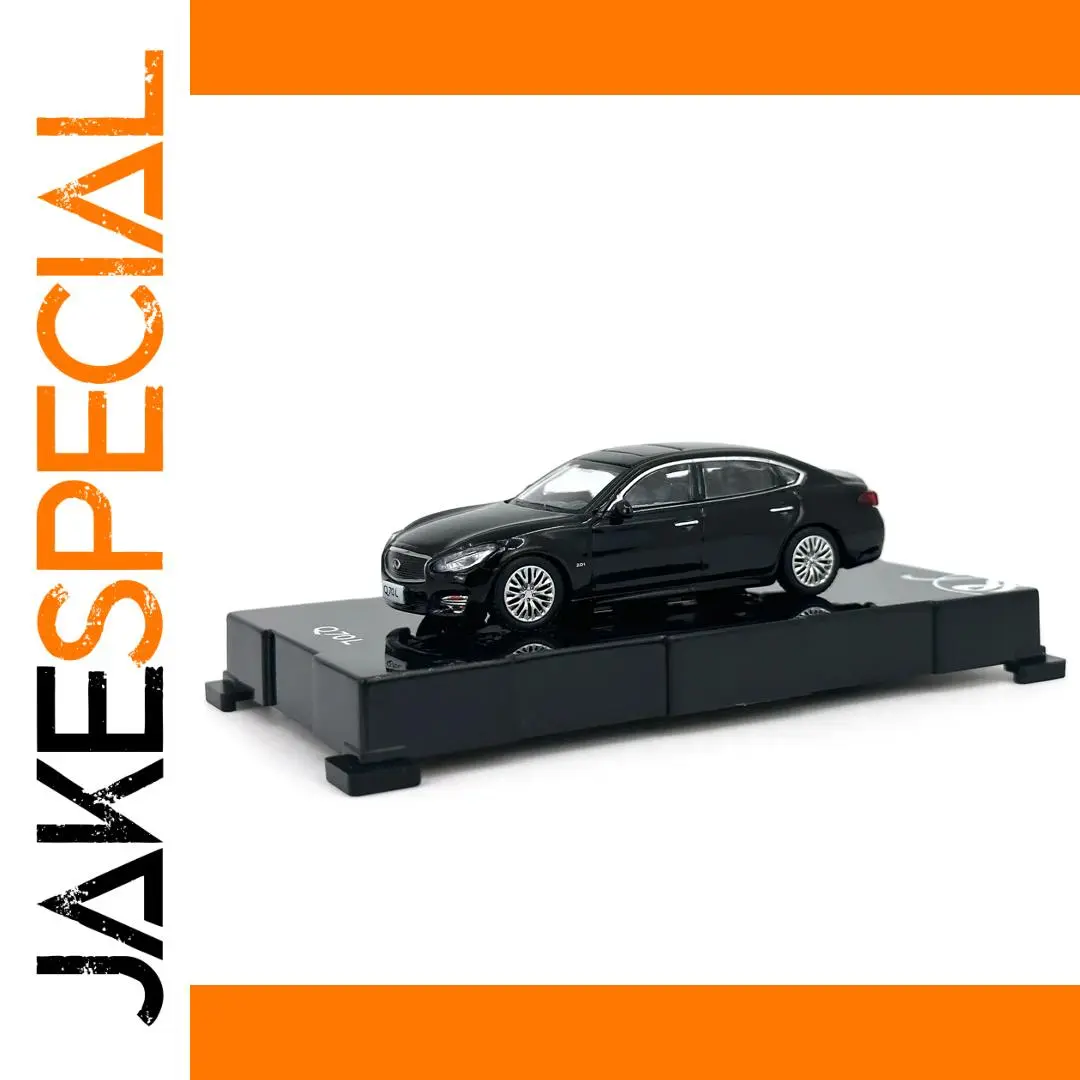 1:64 Scale Black Infiniti Q70L Diecast Model 1 1:64 Scale Black Infiniti Q70L Diecast Model