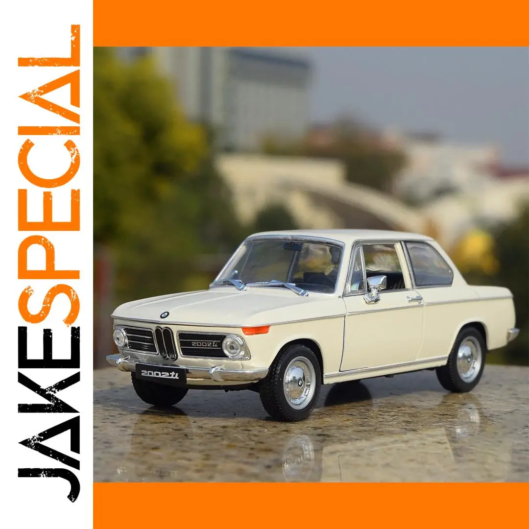 WELLY 1:24 BMW 2002Ti Diecast Model 1 WELLY 1:24 BMW 2002Ti Diecast Model