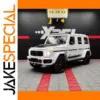 1:24 Scale White G800 Diecast Metal SUV Model