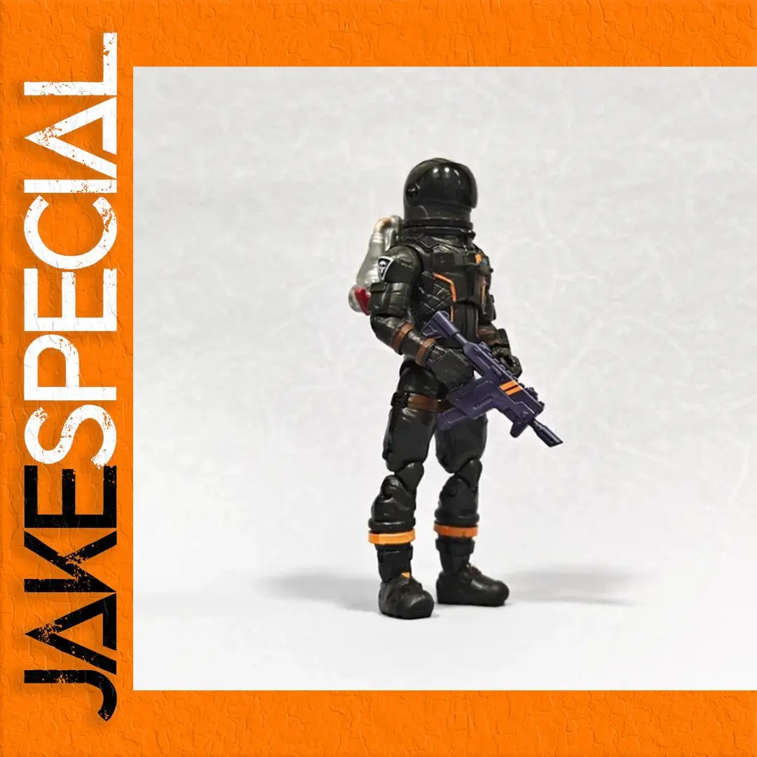 1:18 Scale Movable Soldier Figure with Jet Pack 1 1:18 Scale Movable Soldier Figure with Jet Pack