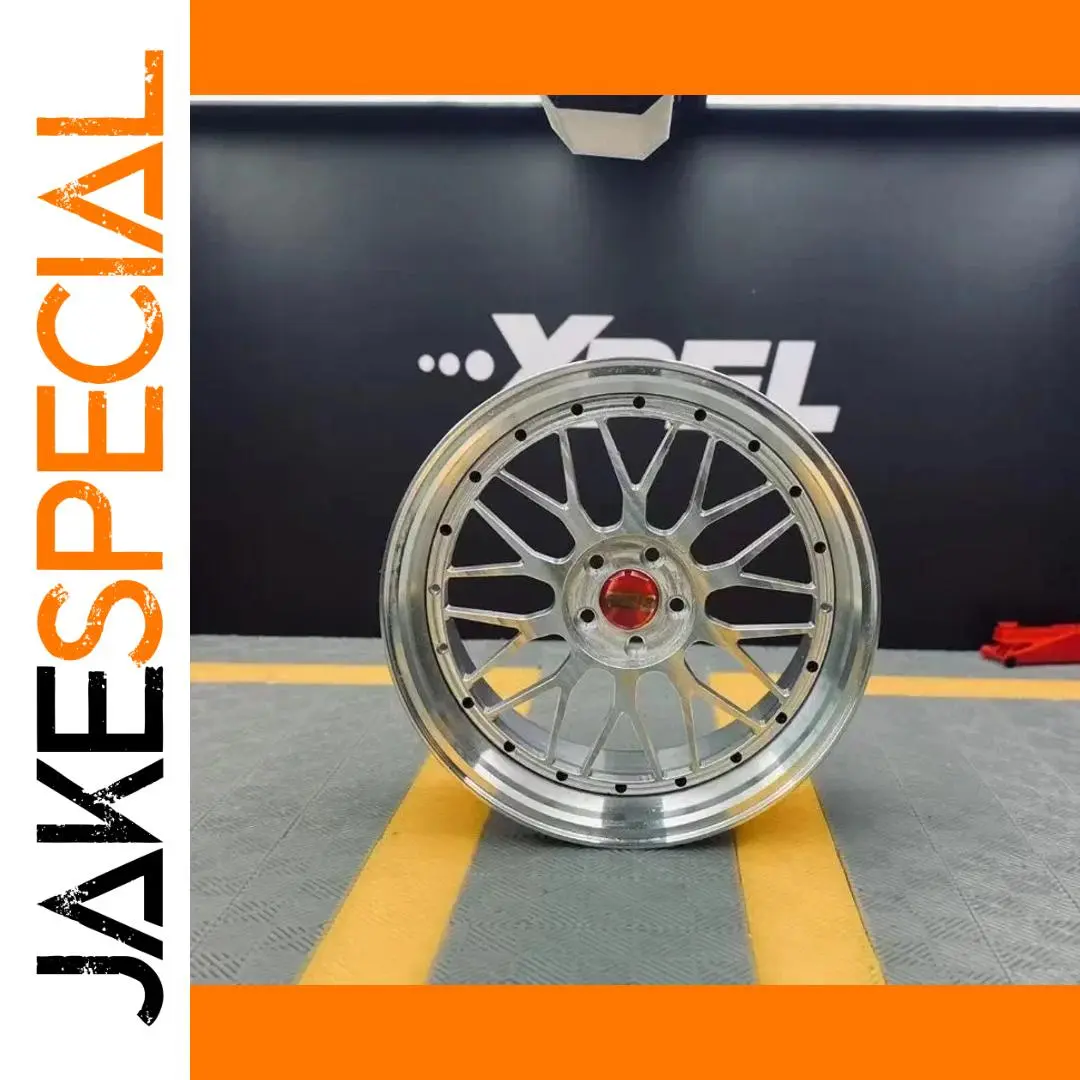 Polished Aluminum Car Wheel Model 100mm Display 1 Polished Aluminum Car Wheel Model 100mm Display