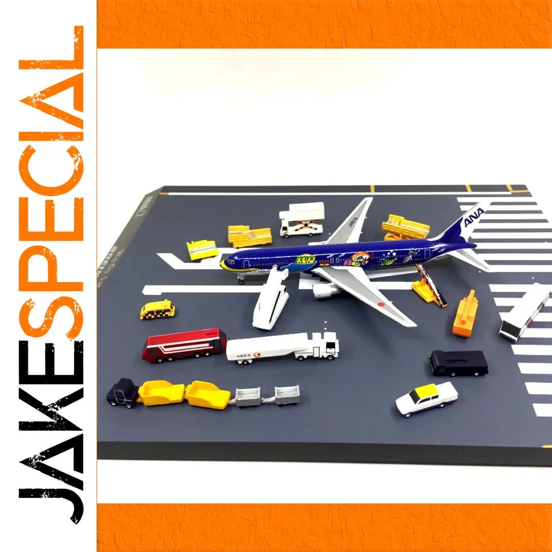 1:400 Scale Airport Ground Handling Model 1 1:400 Scale Airport Ground Handling Model