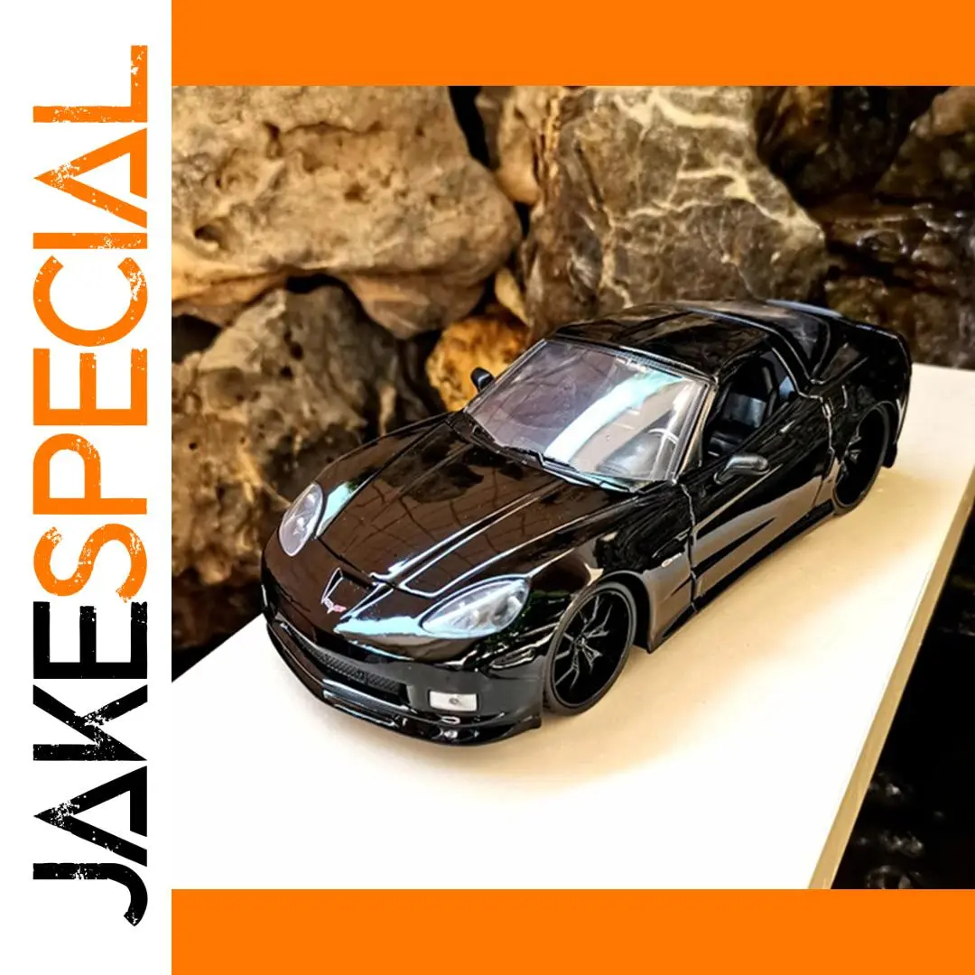 2006 Corvette Z06 1:24 Scale Diecast Model 1 2006 Corvette Z06 1:24 Scale Diecast Model
