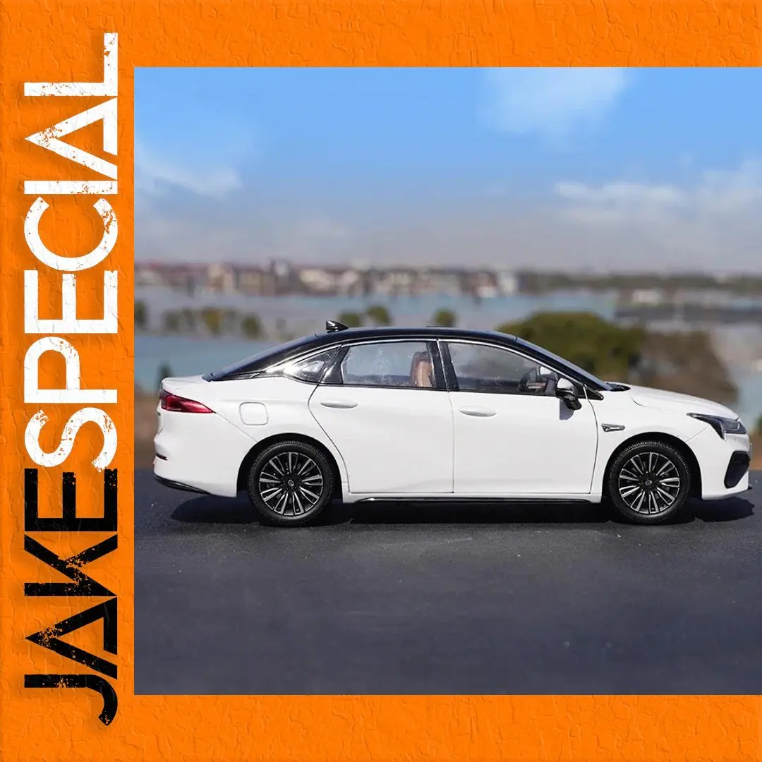 GAC Aion New Energy A26 Die-Cast Model 1:18 1 GAC Aion New Energy A26 Die-Cast Model 1:18