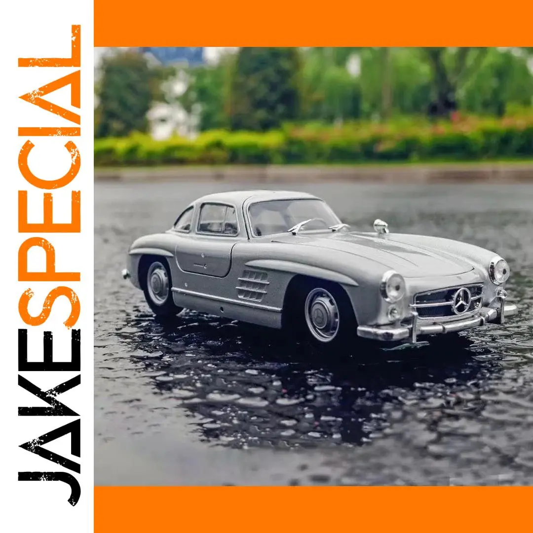 Mercedes-Benz 300SL 1:24 Diecast Model Car 1 Mercedes-Benz 300SL 1:24 Diecast Model Car