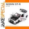 1:24 White Nissan GT-R Diecast Model Car