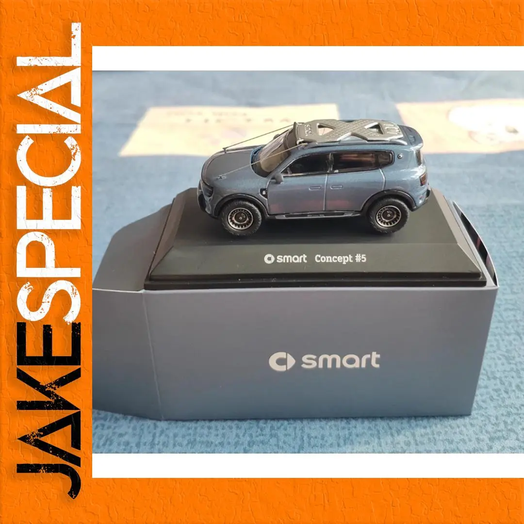 Smart Concept #5 1:64 Scale Diecast Model Car 1 Smart Concept #5 1:64 Scale Diecast Model Car