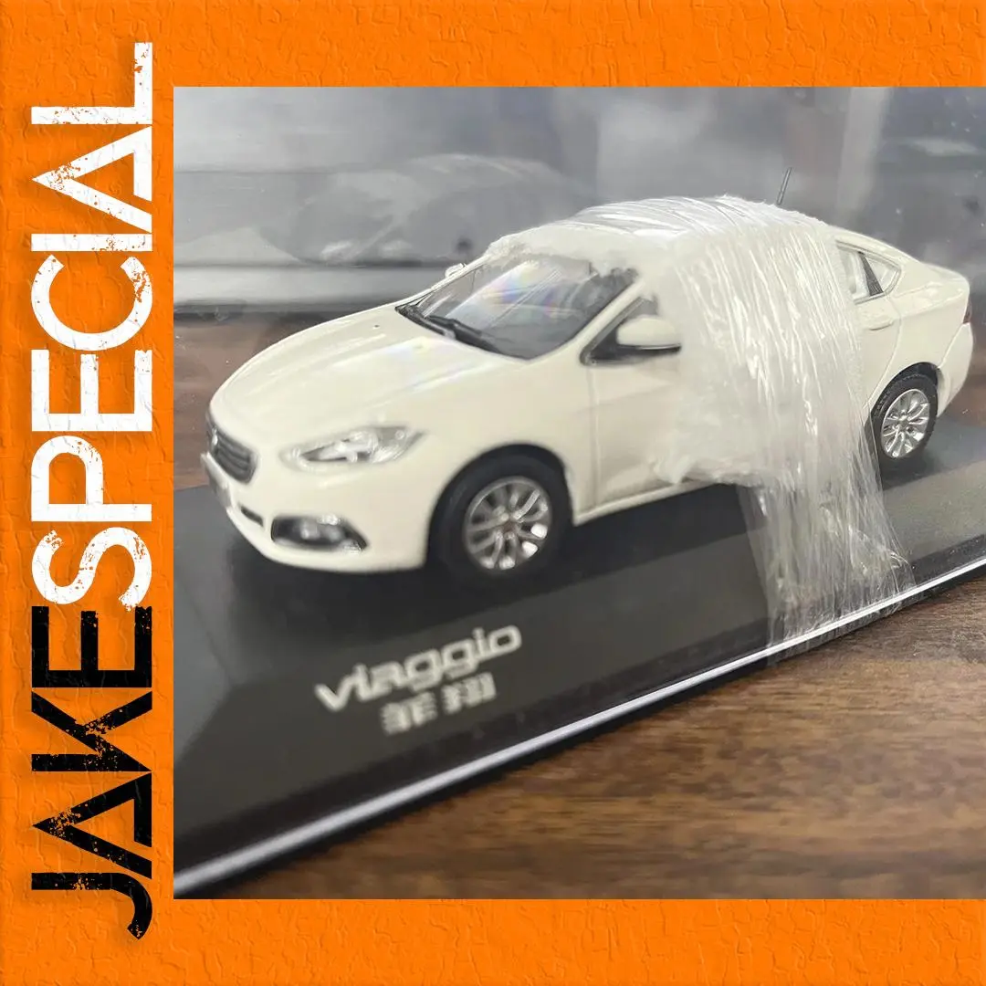 Fiat Viaggio 1:43 Scale Die-Cast Model 1 Fiat Viaggio 1:43 Scale Die-Cast Model