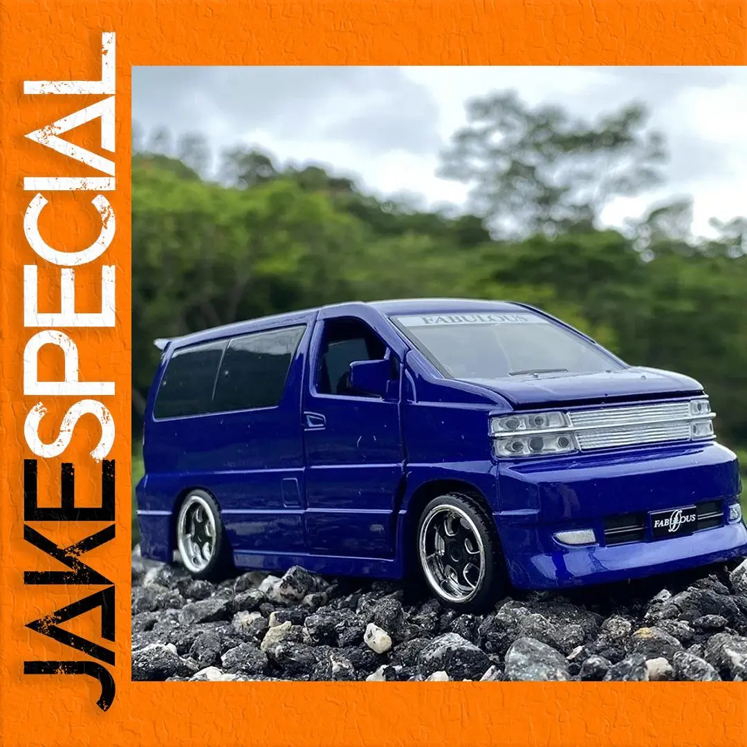 Nissan Elgrand FABULOUS 1:32 Scale Diecast Model 1 Nissan Elgrand FABULOUS 1:32 Scale Diecast Model
