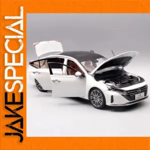 1:18 Nissan Altima 2023 Coupe Diecast Model
