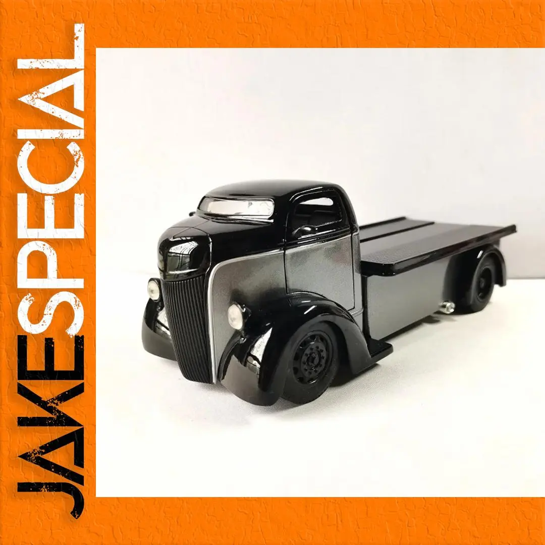1947 Ford COE Truck 1:24 Scale Diecast Model 1 1947 Ford COE Truck 1:24 Scale Diecast Model
