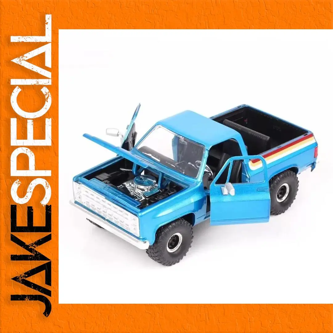 1980 Blazer Diecast Model 1/24 Scale Blue 1 1980 Blazer Diecast Model 1/24 Scale Blue