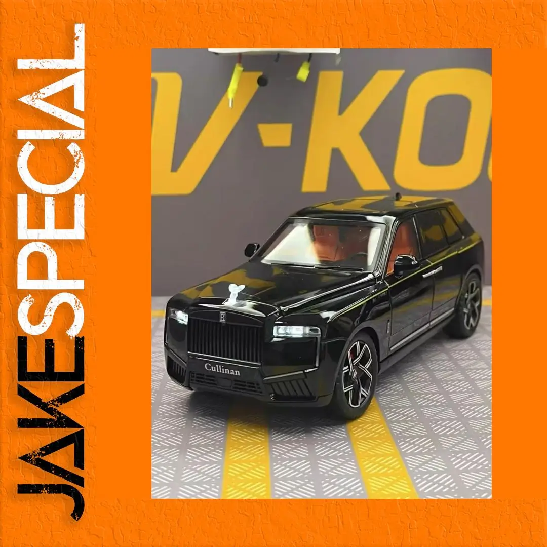 1:24 Scale Rolls-Royce Cullinan Diecast Model 1 1:24 Scale Rolls-Royce Cullinan Diecast Model