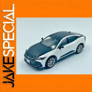 Toyota Crown Diecast Model 1:30 Scale Vehicle