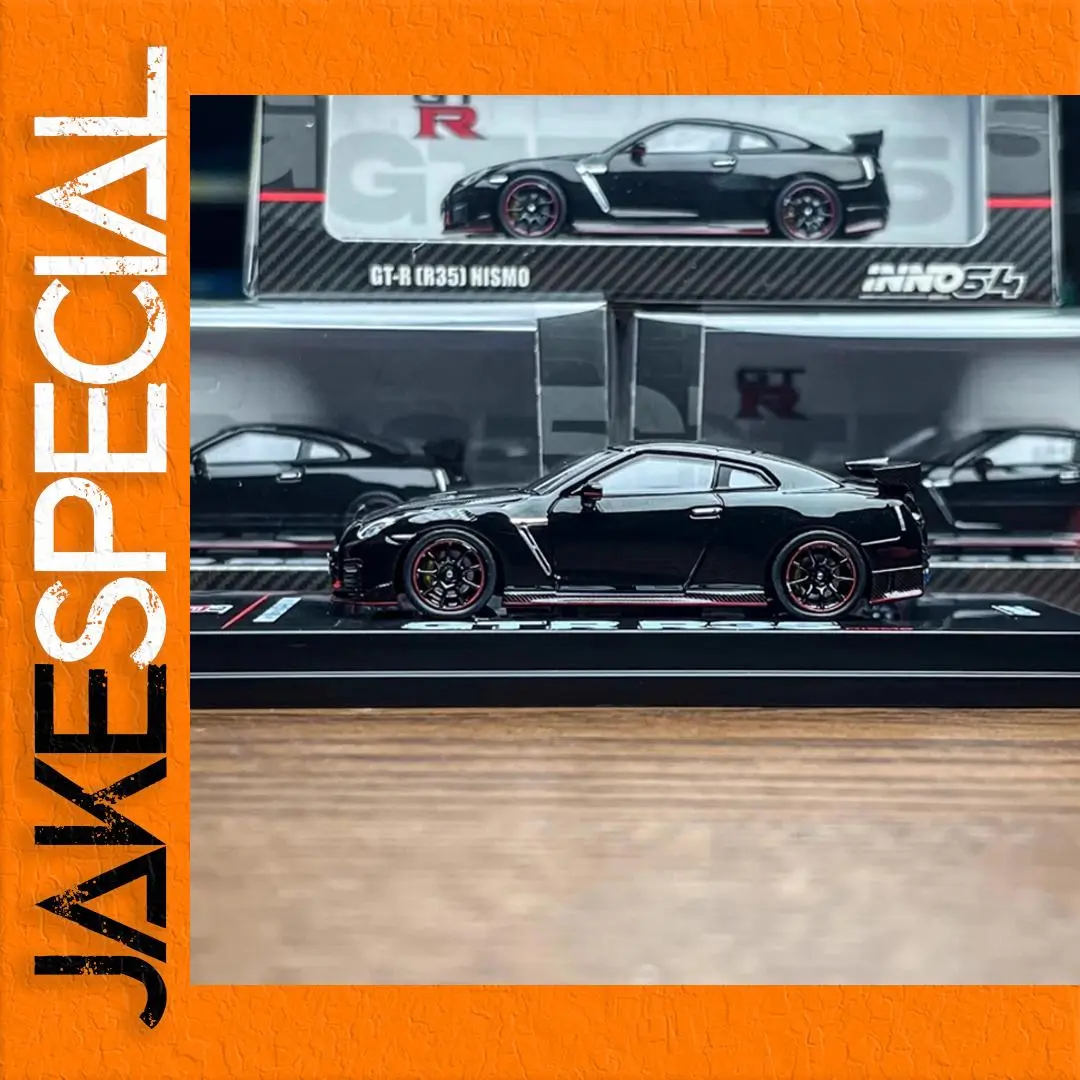 1:64 Scale Nissan GT-R R35 NISMO Model 1 1:64 Scale Nissan GT-R R35 NISMO Model