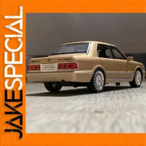 1:32 Toyota Crown Royal Classic Diecast Model Car