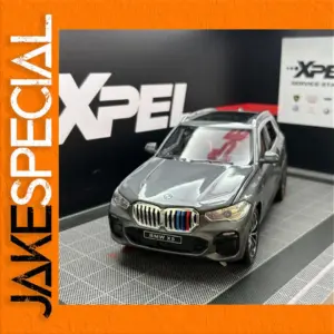 1:24 Scale BMW X5 SUV Model with Sound and Lights