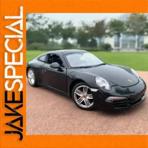Porsche 911 Carrera 1:24 Scale Diecast Model
