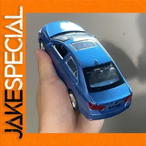 1:32 Scale Diecast Toyota Camry Model