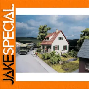 1:87 Scale Train Model Residence with Landscape