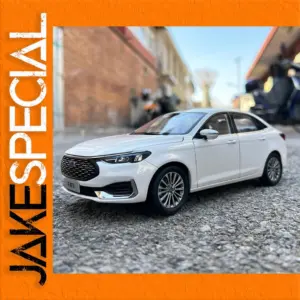 Ford ESCORT 2022 SUV 1:18 Diecast Model