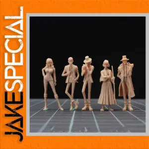 Set of 5 Miniature Figures for Dioramas