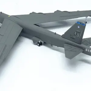 US B-52H Stratofortress 1:200 Scale Model 8 H076fe8840812491186648b2d1614d9cax