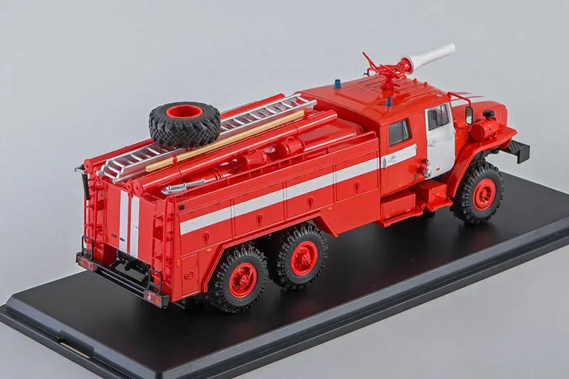Diecast URAL AC-7 5-40 Fire Truck Model 6 Diecast URAL AC-7 5-40 Fire Truck Model - Image 6