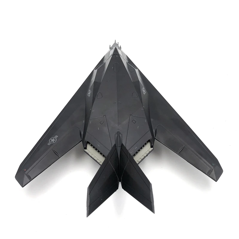 1/72 Scale F-117A Fighter Model Aircraft 4 1/72 Scale F-117A Fighter Model Aircraft - Image 4
