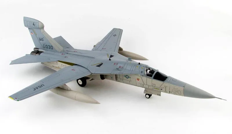 1/72 Scale EF-111A Aircraft Model Display 5 1/72 Scale EF-111A Aircraft Model Display - Image 5