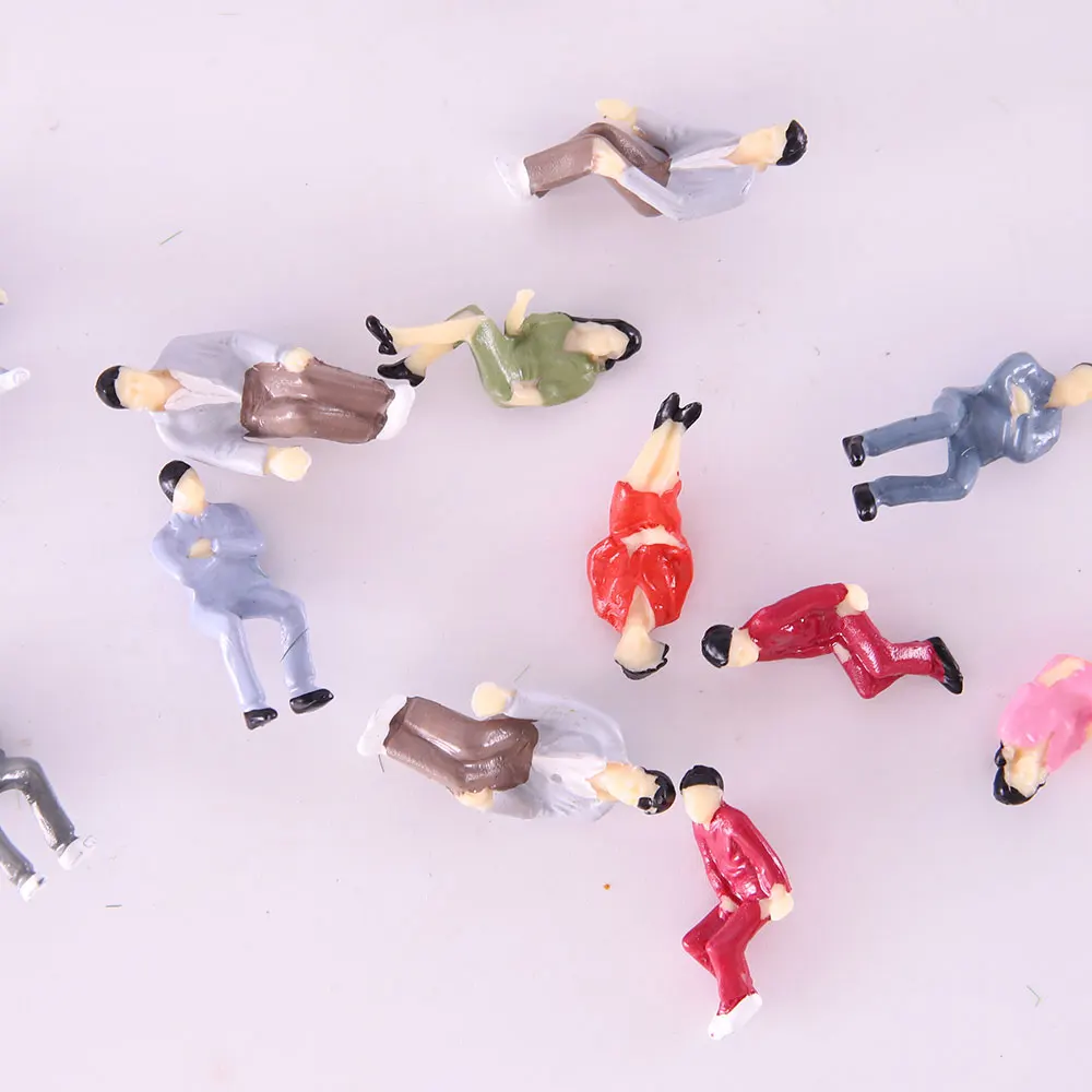 30 Miniature Figures for Diorama Scenes 6 30 Miniature Figures for Diorama Scenes - Image 6