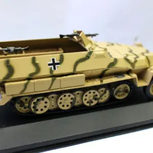 German sd.kfz. 25/1 Model 1/43 Scale Display 8 Hdc164c5bc4254e45afff7fb8cf9e5755N